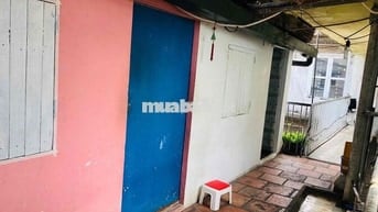 Phòng trọ nhỏ 12m2 cực thoáng mát tại Hoàng Hoa Thám, P. Gia Định