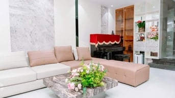 Bán nhà mặt phố Nguyễn Hoàng, Nam Từ Liêm - 3 mặt thoáng, vỉa hè 20m, 