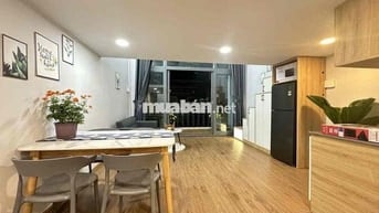 Duplex/Ban công siêu hiếm, ngay trung tâm quận 10, đi bộ 5p qua ueh