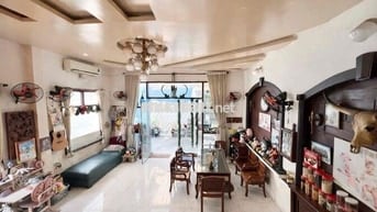 Nhà đẹp 3 tầng Nguyễn Thị Xíu Quận 7 nhỉnh 5 tỷ (Còn TL)