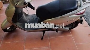 Honda SCR 110 màu Bạc