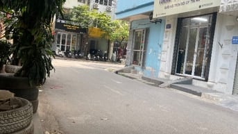 Cần bán nhà ngõ cù chính lan di