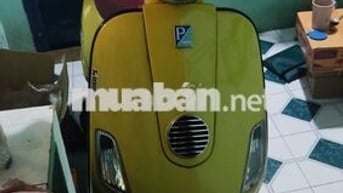 Piaggio Vespa 2010 màu Vàng