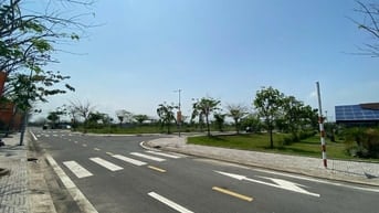 Bán đất full thổ cư, sổ hồng riêng, cách Vinhomes Hóc Môn 15 phút