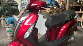 #cần bán Yamaha Grande 125 màu đỏ đô