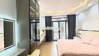 Cho thuê phòng ban công mới đẹp