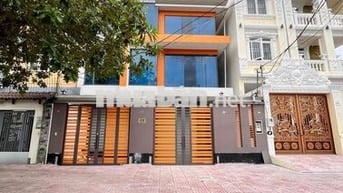 Cho thuê biệt thự khu Tên Lửa, MT đường Số 34, DT 10 x 20m, 3 tấm, giá