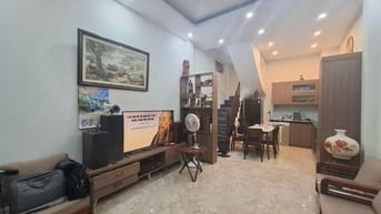 🌹🌹🌹BÁN SIÊU PHẨM THÁI HÀ, OTO ĐỔ CỬA, VỈA HÈ, VỪA Ở VỪA KINH DOANH