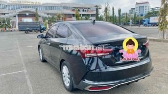 Hyundai Accent Số sàn Đen