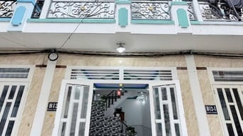 BÁN NHÀ GẦN HÓC MÔN ĐƯỜNG XE HƠI SÁT CHỢ - GIÁ CHỐT 7XX TRẢ TRƯỚC 700