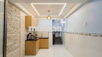 TÔN ĐẢN Q4-HẺM 1 XẸT- 5 LẦU ĐÚC- 3x7- GIÁ 3 TỶ nhỉnh