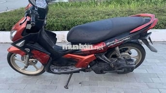 Yamaha Novolx 135 Cam đen