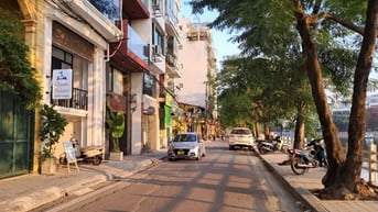 Bán Gấp Nhà Phố Đào Tấn,S 80m², MT 4,8 m, 32 Tỷ Ô Tô Tránh .0978569080