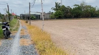 Bán thửa đất 1.700m2 Có 200m2 thổ cư gần Dự án Vinhomes Hậu Nghĩa