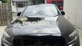 Mercedes C300 AMG 2019 Đen 62276 km