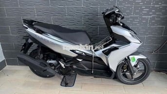 Honda Air Blade 125 4Val 2023 Bạc Đen
