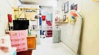 BÁN NHÀ LƯƠNG VĂN CAN Q8 - HẺM AN NINH - 2 TẦNG 2PN - HƠN 2 TỶ