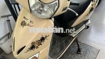 Honda Lead 2011 Vàng kem