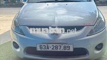 Mitsubishi Grandis 2009 Bạc