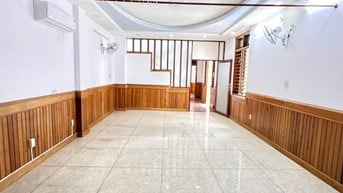 Cho Thuê Phòng Trọ Căn Góc 2 Mặt Tiền 60 Dương Đức Hiền 38m2/ 3.5tr/th