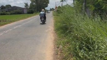 Bán đất 2 mặt tiền lớn cách ủy ban 100m, huyện Bến Cầu