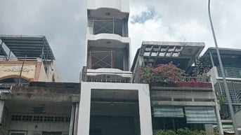 Bán nhà 1 trệt 4 lầu st MTKD Lạc Long Quân - Giá 14.8 tỷ