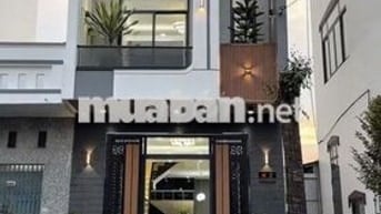Chính chủ cần bán nhà có nội thất sẵng - Bình Chánh