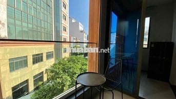 BAN CÔNG VIEW CỰC ĐẸP , 1 PHÒNG NGỦ , TÁCH BẾP NỘI THẤT CAO CẤP