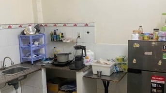 Nhà ở 31m2 , ngang 3.1m dào 10m ,thoáng mát , sát đường phạm văn đồng 