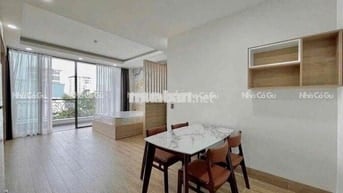 căn hộ full nội thất máy giặt riêng balcony thoáng Trần Hưng Đạo Q1