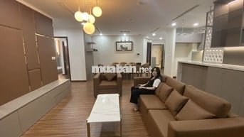 Bán căn hộ 3PN Vinhomes Central Park 128m2 nội thất cao cấp sổ hồng