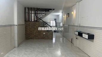 nhà cho thuê nguyên căn 1 trệt,1 lầu. 3p ngủ, 2 wc ,giá 8.5tr/th