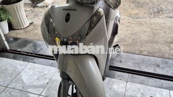Honda SH Mode Trắng