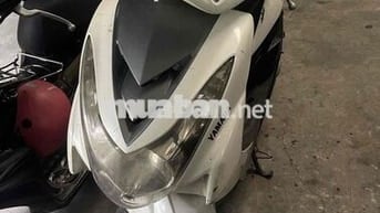 Xe máy Yamaha màu Trắng