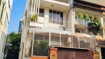 Cho thuê căn góc 2mt hxt 38/9bis Trần Khắc Chân Q.1 .
