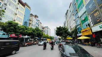 Căn Góc Vị Trí Đắc Địa Mp Trung Phụng-Xã Đàn vỉa hè rộng kd sầm uất