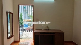Yên tĩnh, ánh sáng tự nhiên, trung tâm TP, không phí quản lý