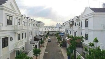 BIỆT THỰ VẠN XUÂN, DT 7*13, TRỆT, 2 LẦU, 4PN, 4WC