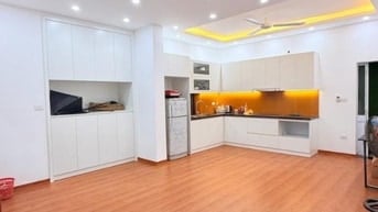 NGUYỄN CHÍNH - TÂN MAI - 39M2 - MT 4.9M - 3 THOÁNG - FULL ĐỒ - GẦN Ô T