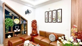 Bán nhà Nguyễn Chí Thanh 50m2, ngõ thông, xây 5 tầng, ô tô tránh