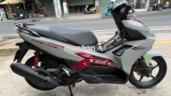 Honda Air Blade 125 2025 Xám đỏ