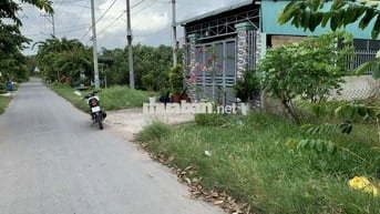 chủ kẹt tiền bán gấp lô đất full thổ cư
