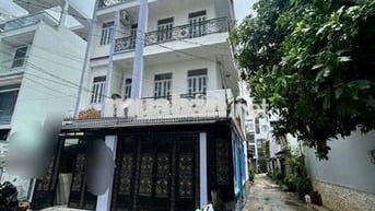 CHO THUÊ NHÀ HẺM 10 M THÔNG TÂN HƯƠNG 8 x 15 M ĐÚC 3 Lầu Mới đẹp