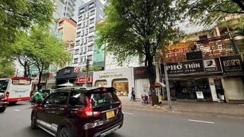 Bán khuôn đất xây khách sạn MT Bà Huyện Thanh Quan, Quận 3