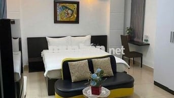 Miễn phí tất cả phí - thang máy - dọn phòng 3 lần 1 tuần - sát Hoa 