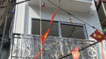 Bán nhà khu Nguyễn Chính Tân Mai, DT 61 m2 x 5 tầng, thang máy