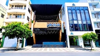 CHO THUÊ 1500m2 NHÀ MT 138 LÊ LAI, QUẬN 1