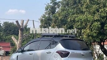 Hyundai Grand i10 Bạc