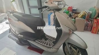 Honda Lead Bạc
