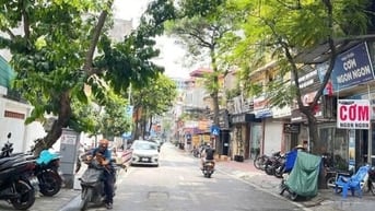 ĐỘC NHẤT PHỐ ẨM THỰC ĐÔNG ĐA - PHỐ KINH DOANH, 2 MẶT TIỀN Ô TÔ TRÁNH